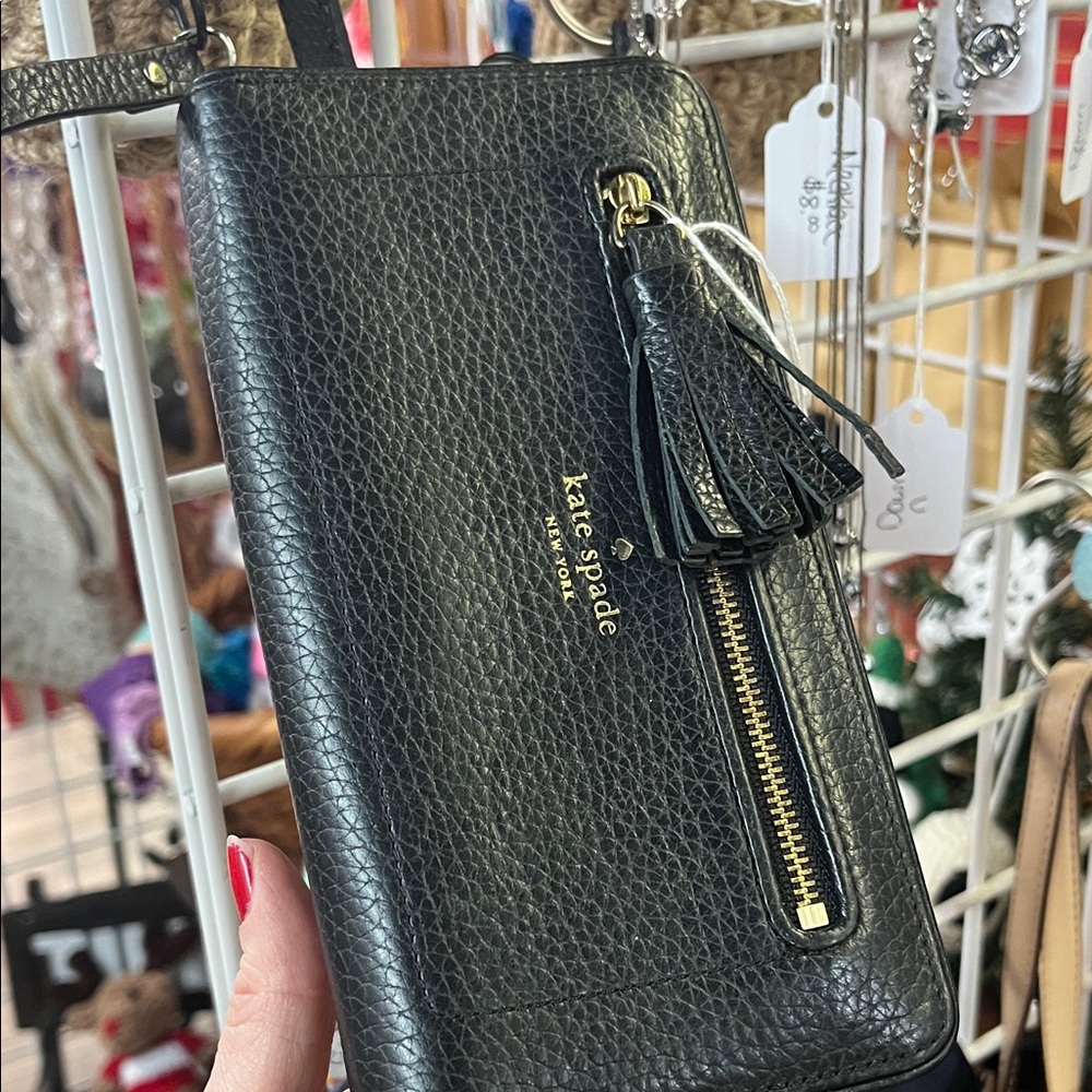 Kate Spade Black Textured Wristlet